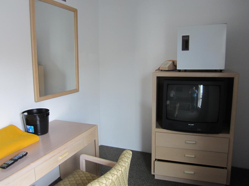 Oasis Hotel Cache Creek Exterior foto